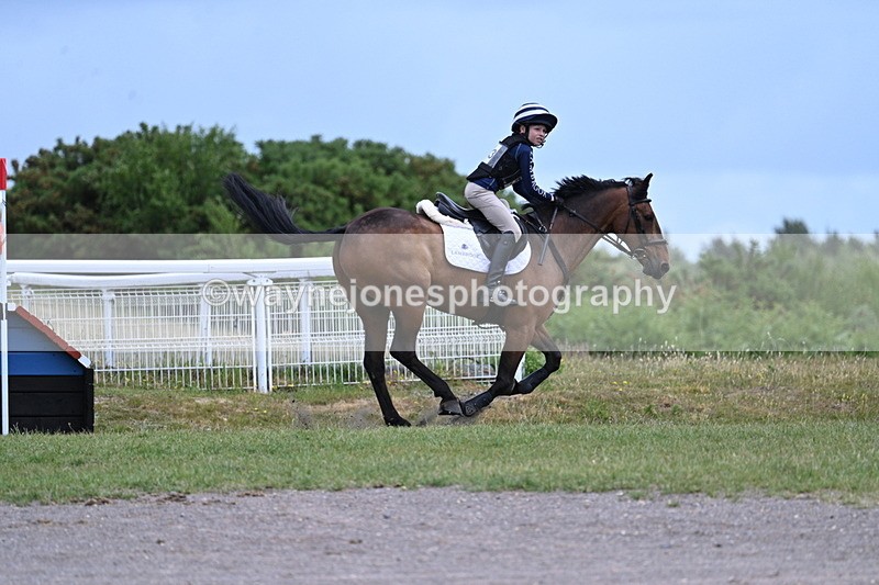 WJ7_7492 - Time 12:34 to 12:37