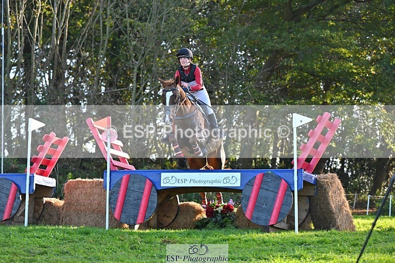 241026-153031-14633 - 595-Josie.Dix-RUSTICOATS