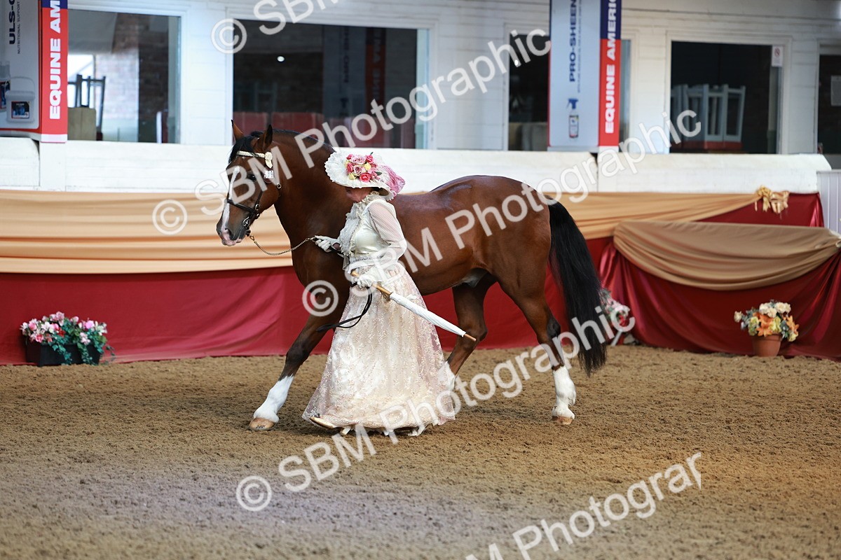 SBM_12054 - Class 103 - IH Costume