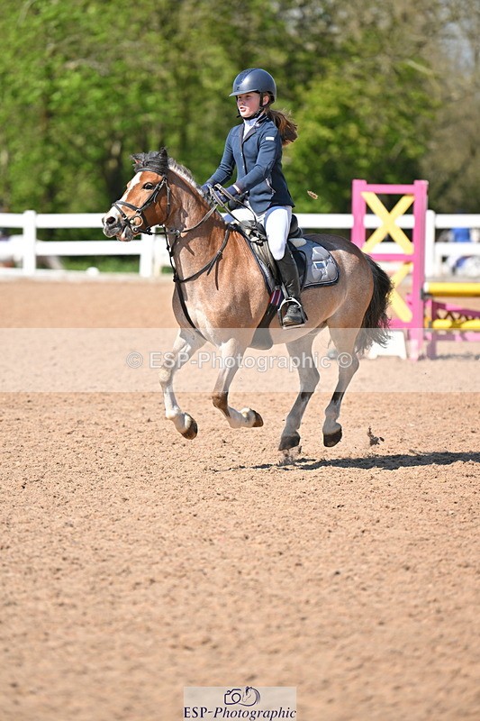 240504A-152943-02567 - Cls 22 & 23 Stepping Stones 128cm & 138cm & Under11's