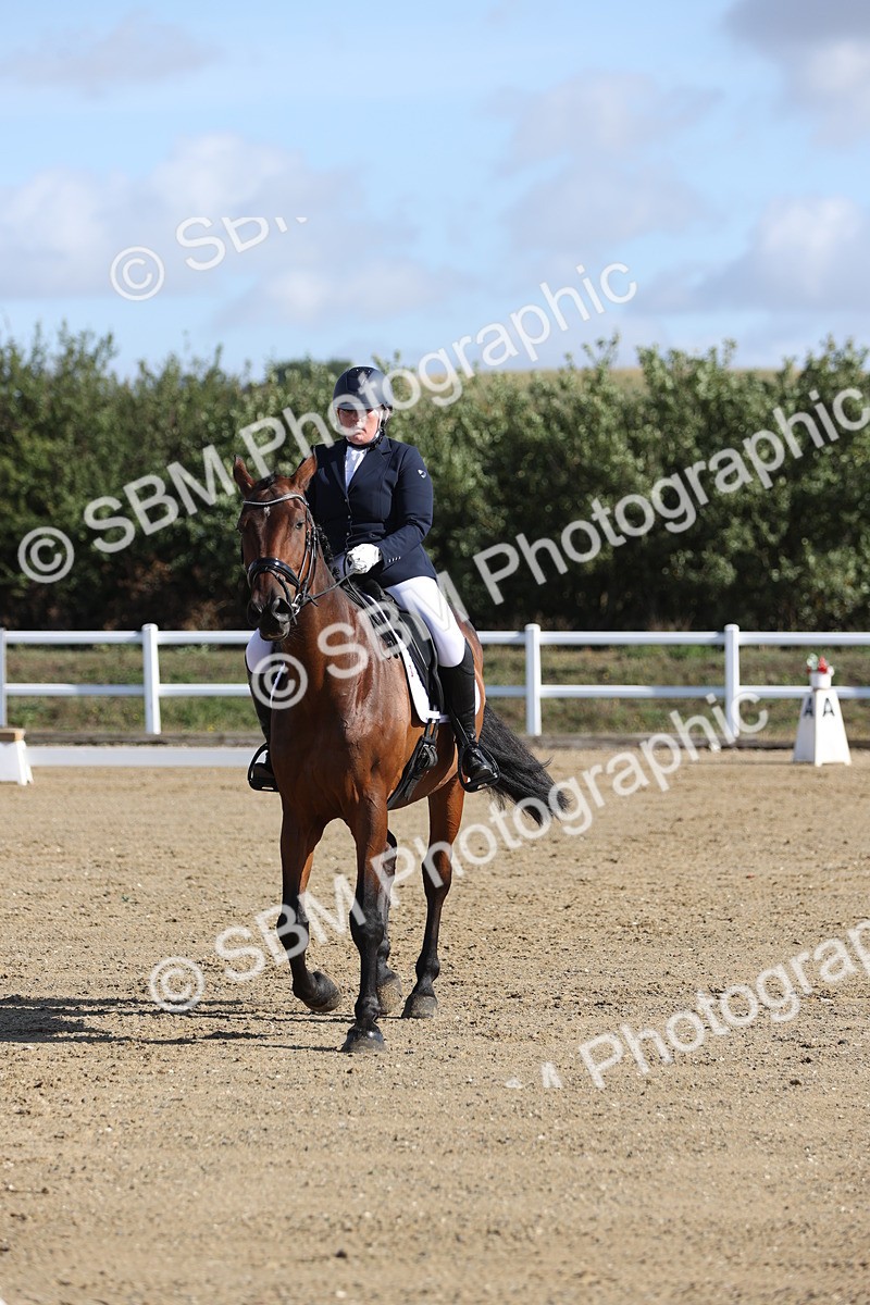 SBM_001112 - Class 2 - Intro 4 Champs - 9.44-10.38