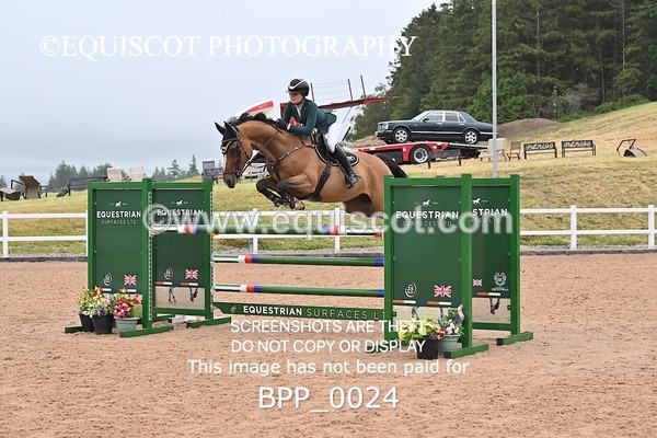 BPP_0024 - CLASS 25 SUN HOYS Redpost Equestrian Senior Foxhunter Second Round