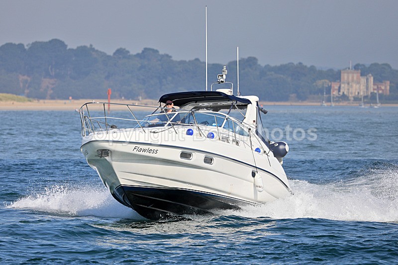 190824 FLAWLESS - SEALINE S34 1Y3A9153 - Motorboats - Open