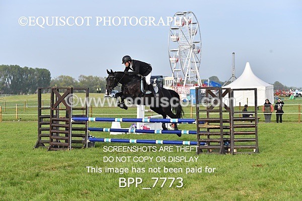 BPP_7773 - CLASS 6 Nisbets Fresh From The Farm & The Golf Inn 1.00m Amateur Championship