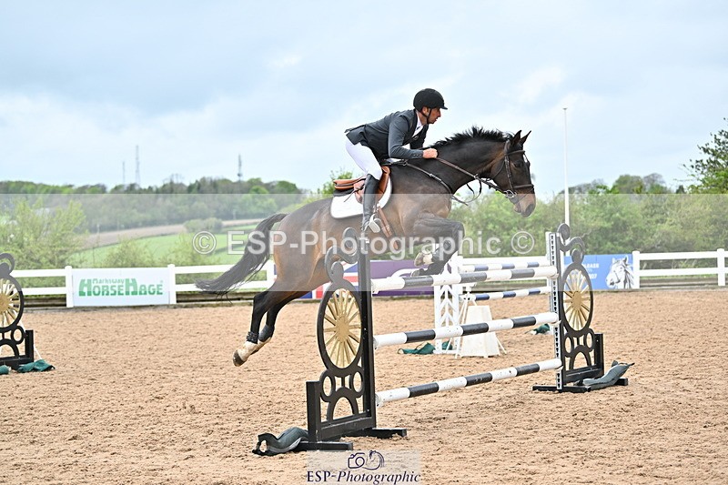 240501A-143306-01075 - Cls 8 Snr Foxhunter and 1.20m Open