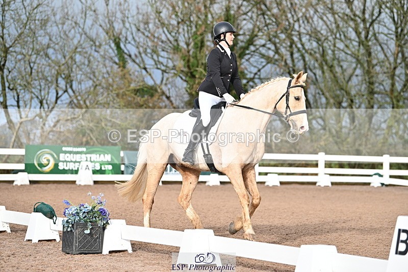 240218A-094641-04843 - 176-Kim.Walker-Dom.Perignon