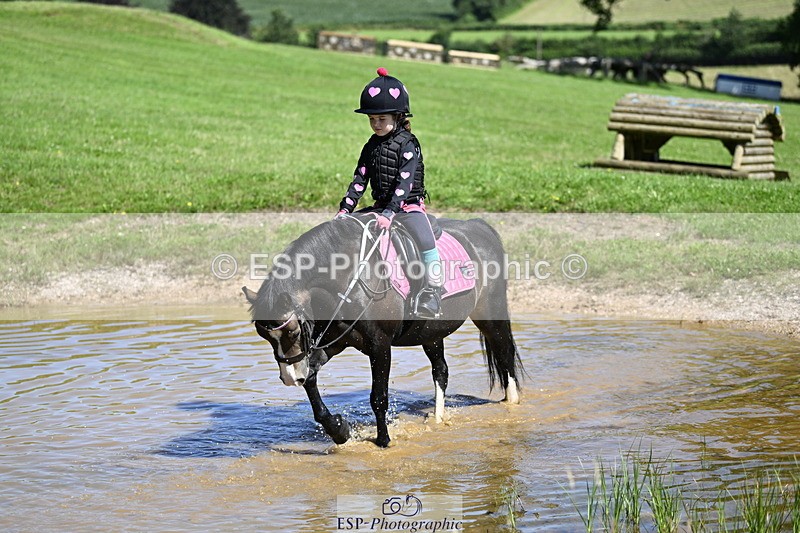 240728B-105954-00822 - Theo's Group XC