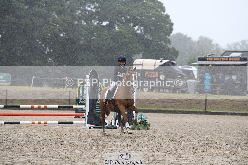 260829A-112805-27455 - 10.50 - 11.40am