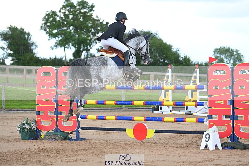 230721A-113217-05681 - Cls 6, 2 Star Medium 1.35m