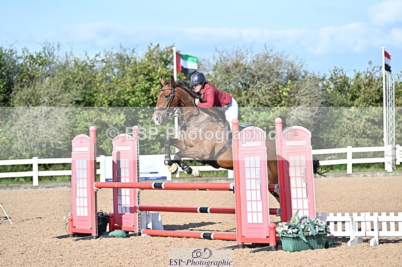 241004A-105314-01420 - Fri 07 Snr Brit Nov & 90cm Open