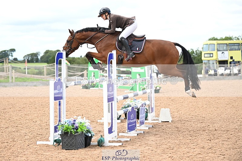 240912A-124536-01542 - Cls 3 Snr Foxhunter