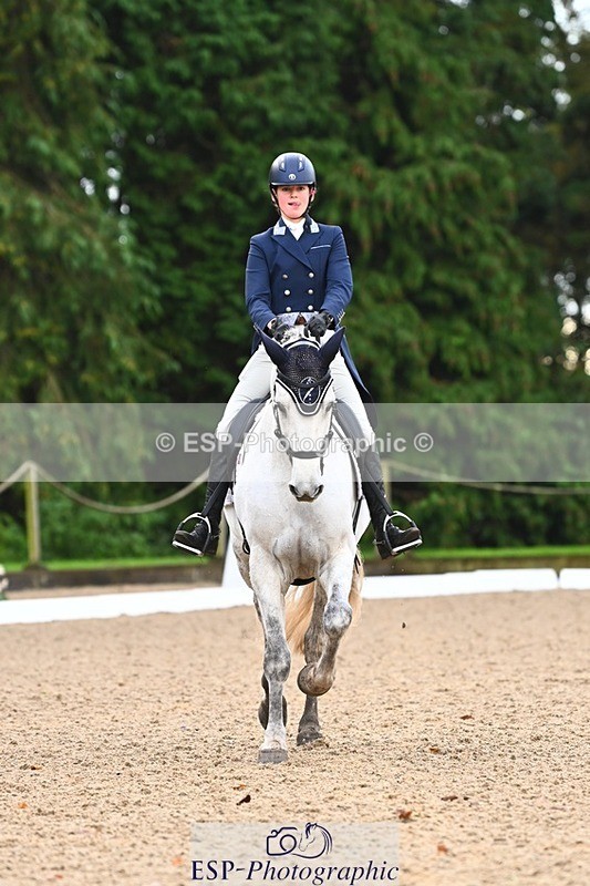 231021-091323-12484 - 222-CLASS.JACKPOT-Anna.Singer-DR