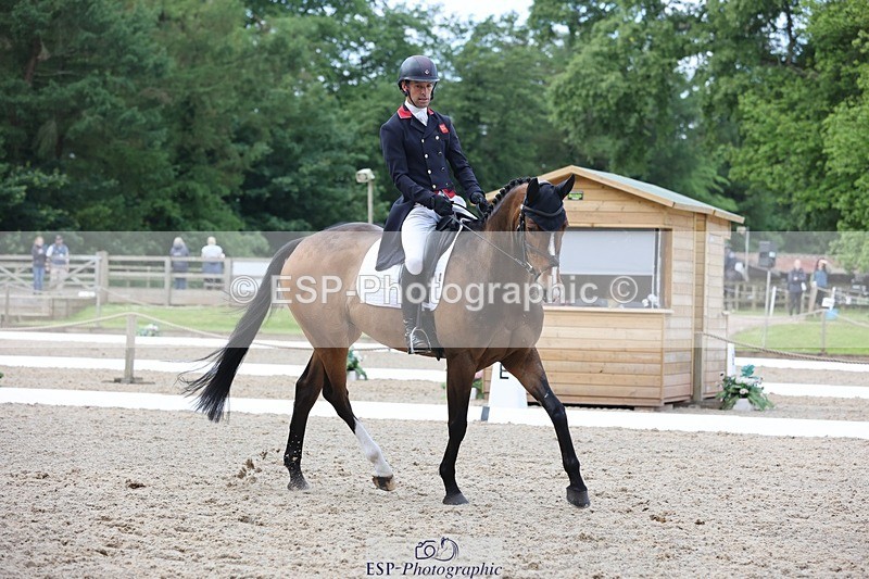 240523-113853-03576 - 222-KILCANNON_SENSATION-Harry_Meade