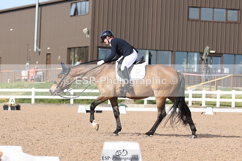 250404-163628-07559 - 115-Isla.Sully-Vagabond.De.Massa