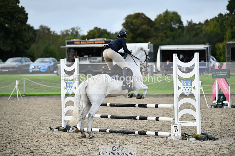 251004A-170413-02370 - Classes 10 & 11 80cm