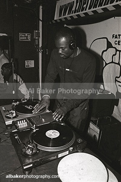 16 - Friends-&-Family @ the-roadhouse 10.05.03