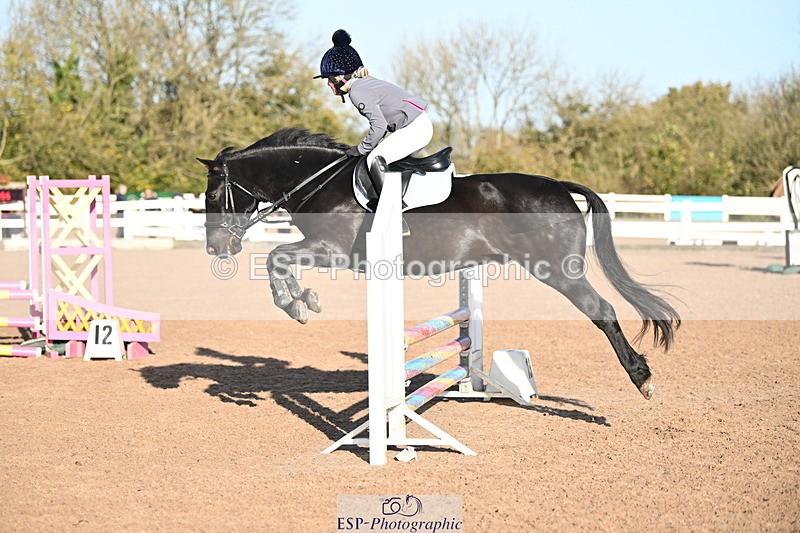 241026A-101340-00084 - SAT Cls 3 Pony Intro 70cm