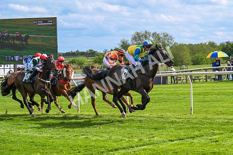 110526-Race 5-Lawmans Blis-1115 - Race 5 4.30pm Every Race Live On Racing TV Handicap