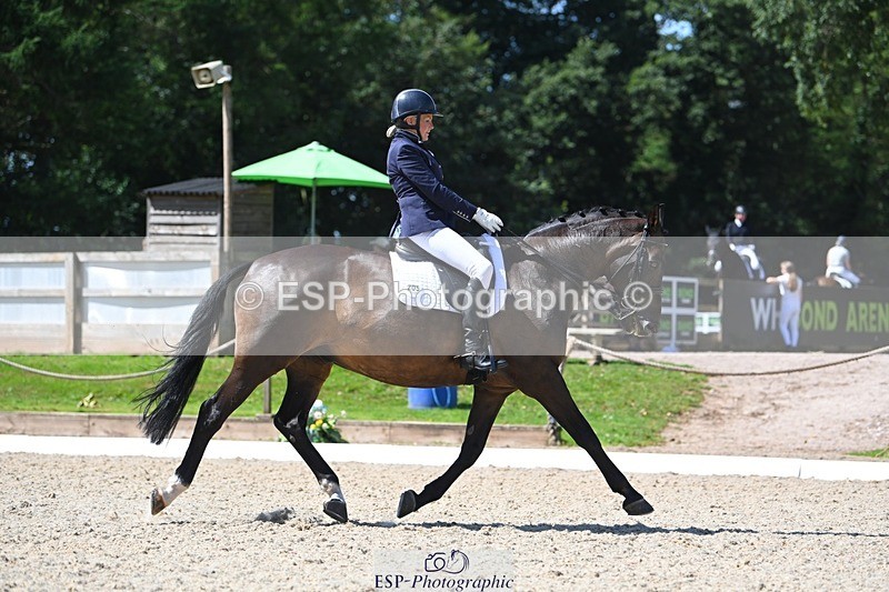 230811-120031-01142 - Cls 4 Adv Medium Silver