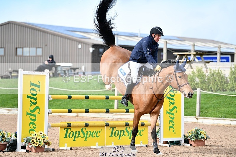 260313-134909-01935 - Cls 3 + 4 Snr Foxhunter and 1.20m Open