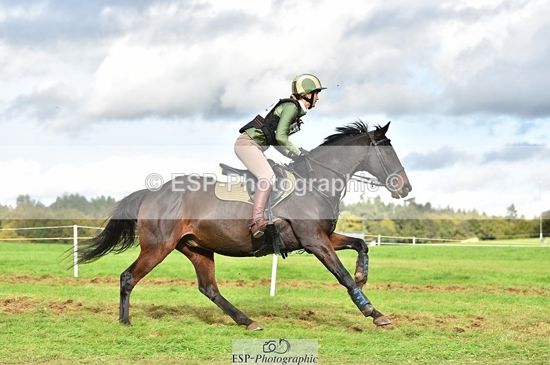 231021-150552-19032 - 502-REBEL.ON.THE.RUN-Ida.Strandberg-SC+XC