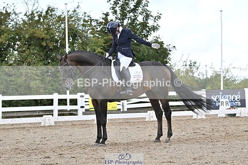 250907-165703-10833 - 113-Nicole.JahanshahiVirtual.Attraction