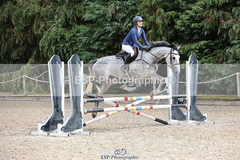 250829A-113217-01397 - Cls 7 British Novice and 90cm