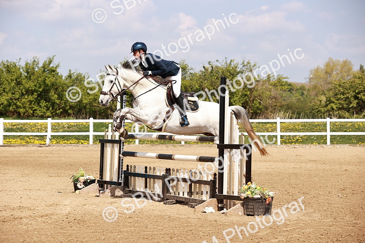  - Class 24 - Senior Newcomers - 1.10m