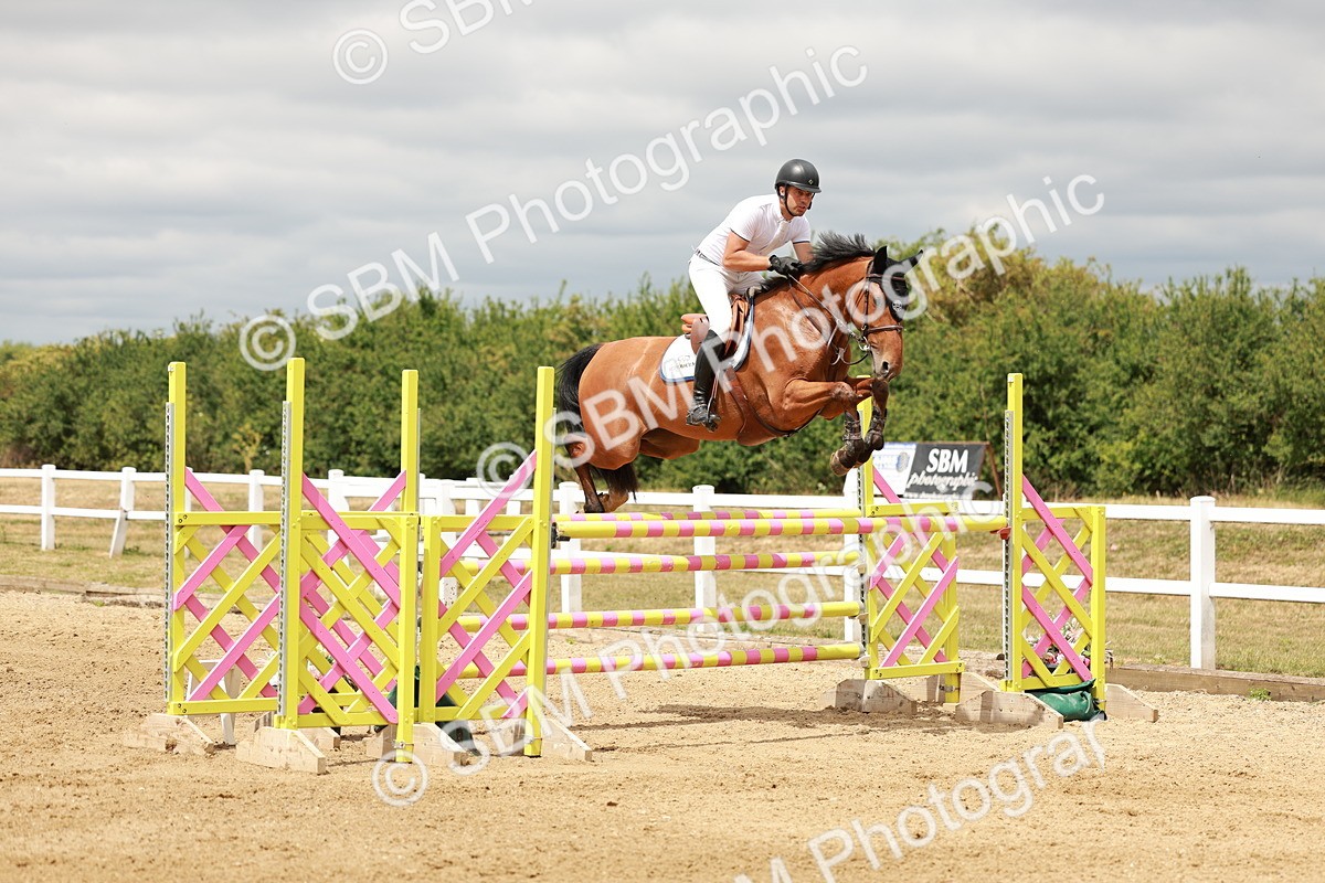 SBM_018364 - Class 21 - Senior Newcomers Championship 2d Rd