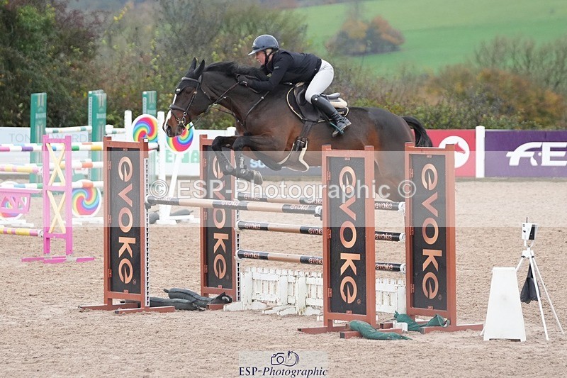 251107-142556-01366 - Cls 7 Blue Chip Grade B&C Qualifier