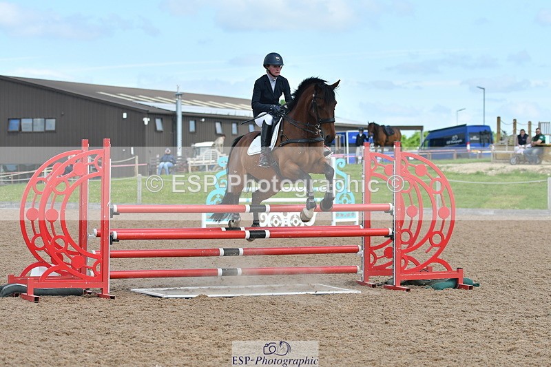 240609A-111054-04441 - Cls 17 Snr 1.05m Open