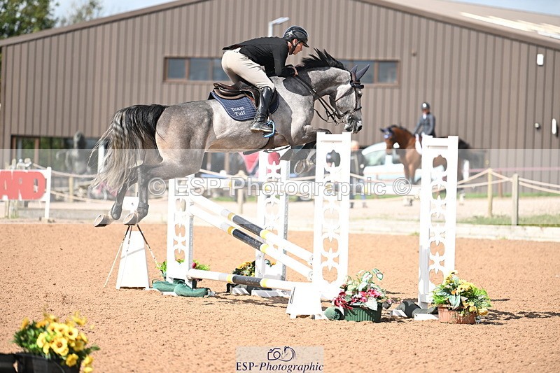 240912A-140726-02118 - Cls 5 National 1.30m Open