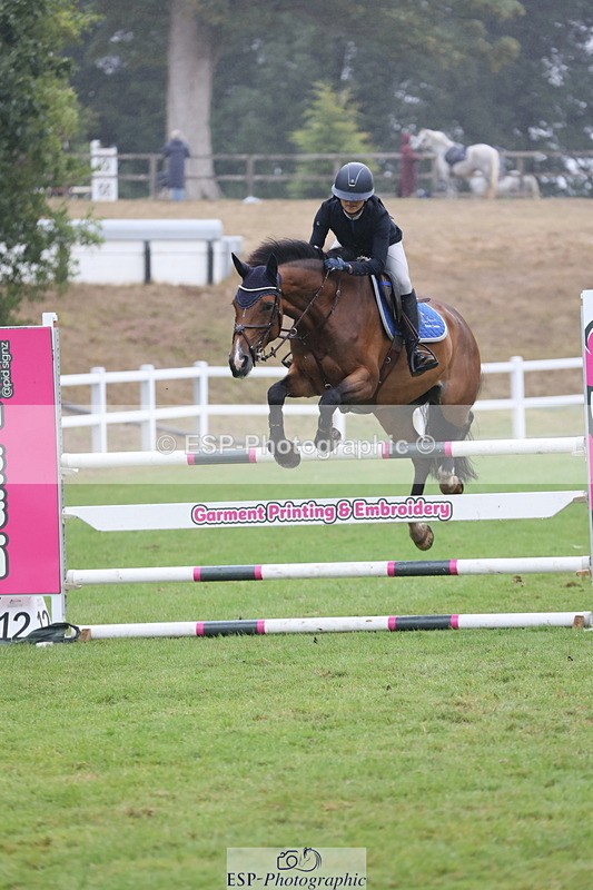 250830A-130737-06563 - Cls 16 Snr Newcomers and 1.10m Open