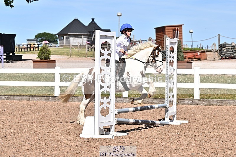 260707-161234-00026 - Clear Round 40cm and 50cm