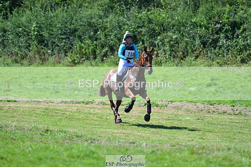 240811A-142802-04864 - 208-