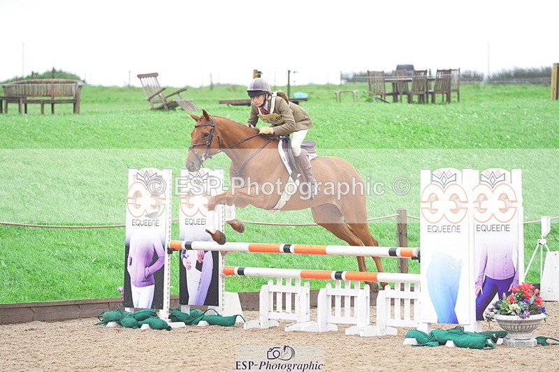 230924A-112924-04562 - 100 SJ 11.00 to 12.00