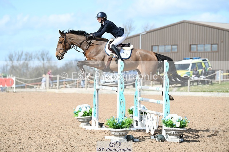250328-124143-01029 - Cls 3 Snr Foxhunter