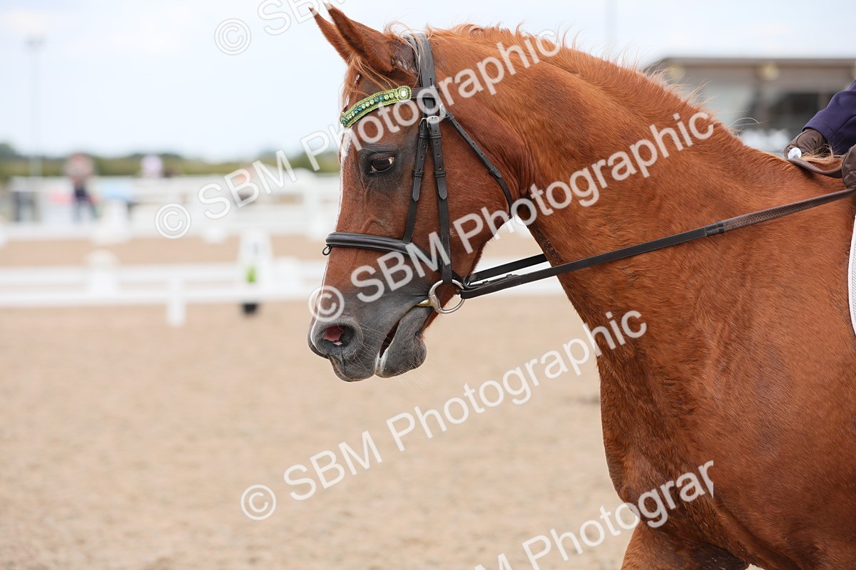 SBM_05625 - Class 32 Novice 1