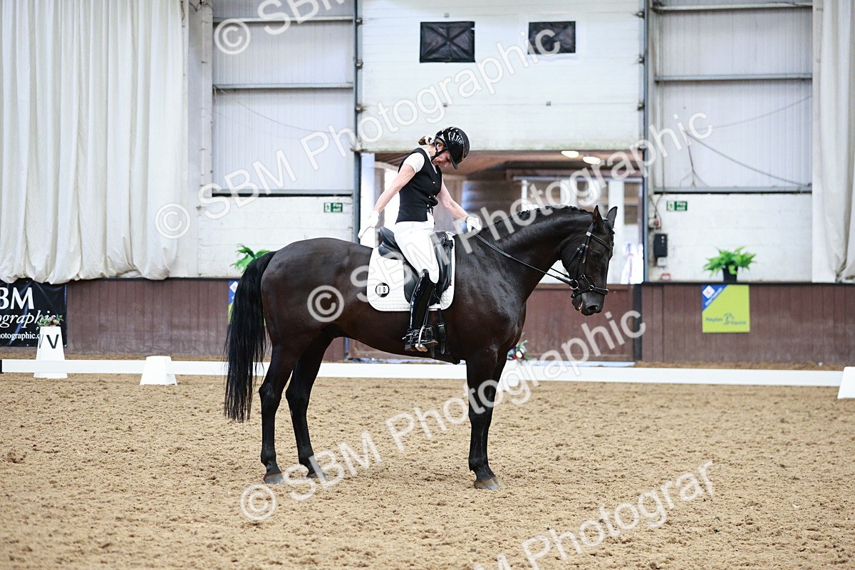 SBM_006462 - Class 16 - Advanced Medium 5 - 16.02-17.22