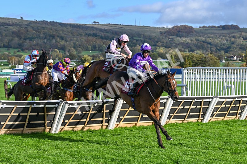 241025-Race 3-Leloopa-3196 - Race 3
