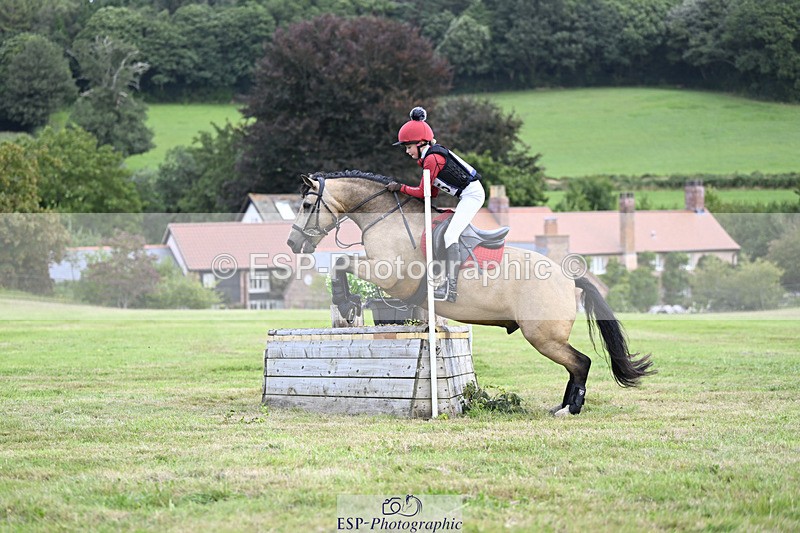 240825X-111714-32488 - 70cm XC 11.00 to 12.00