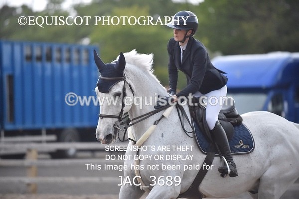 JAC_3689 - CLASS 8 Senior Newcomers/ 1.10m Open
