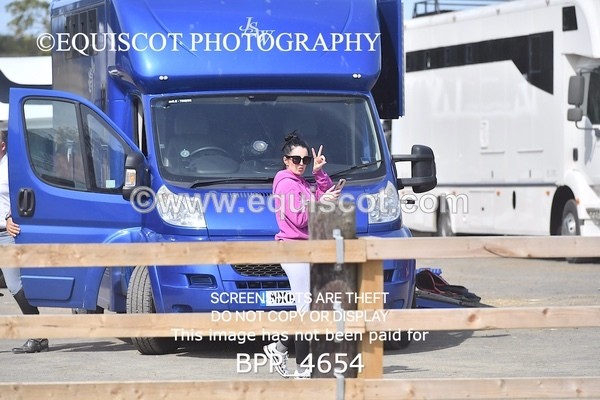 BPP_4654 - CLASS 15 SUN Senior Newcomers/ 1.10m Open