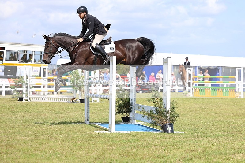 3E7A3095 - Class A: Showjumping Senior Open 1.25