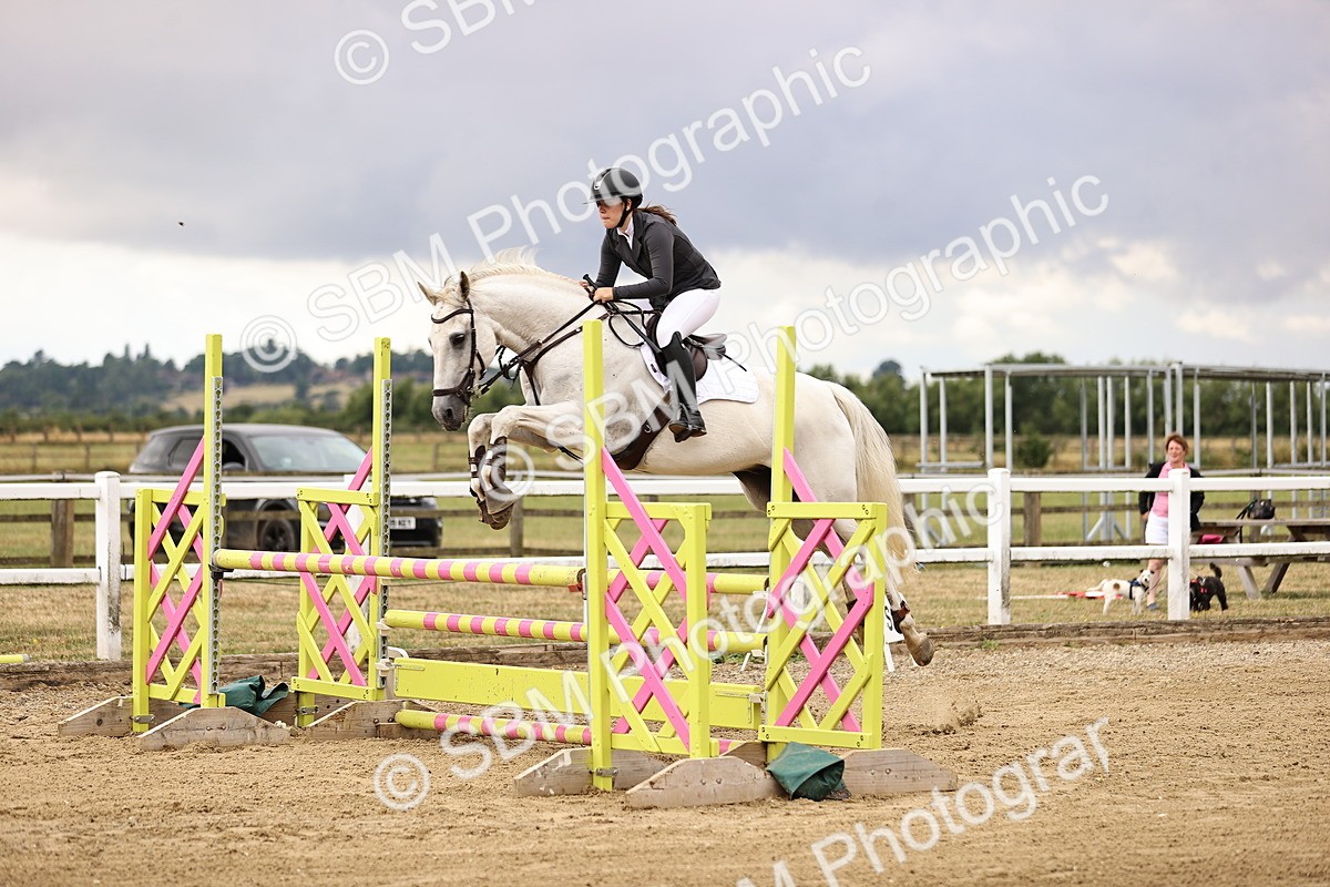 SBM_026285 - Class 12 - Amateur Championship Qualifier 1.05m