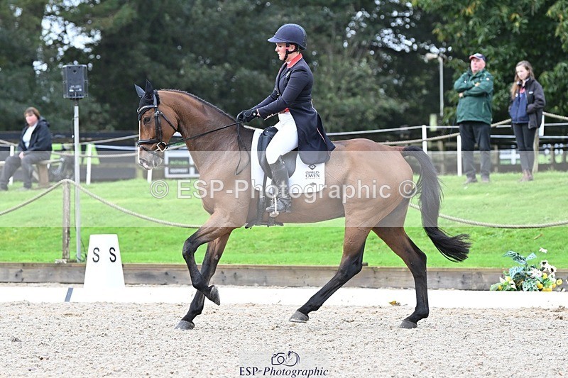 231019-105310-01673 - 034-COOLEY.PARK.MUZE-Gemma.Stevens-DR