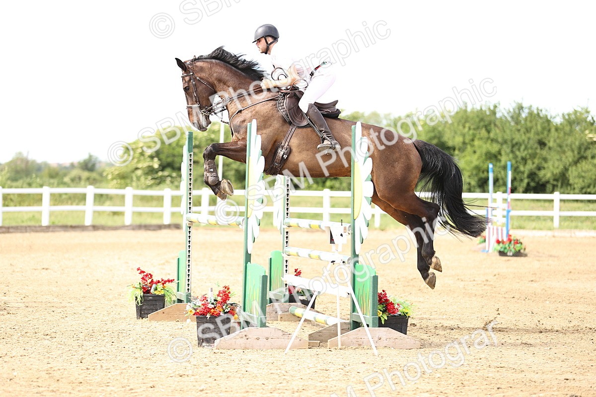 SBM_005160 - Class 12 - 1.15m Open (Members Cup)