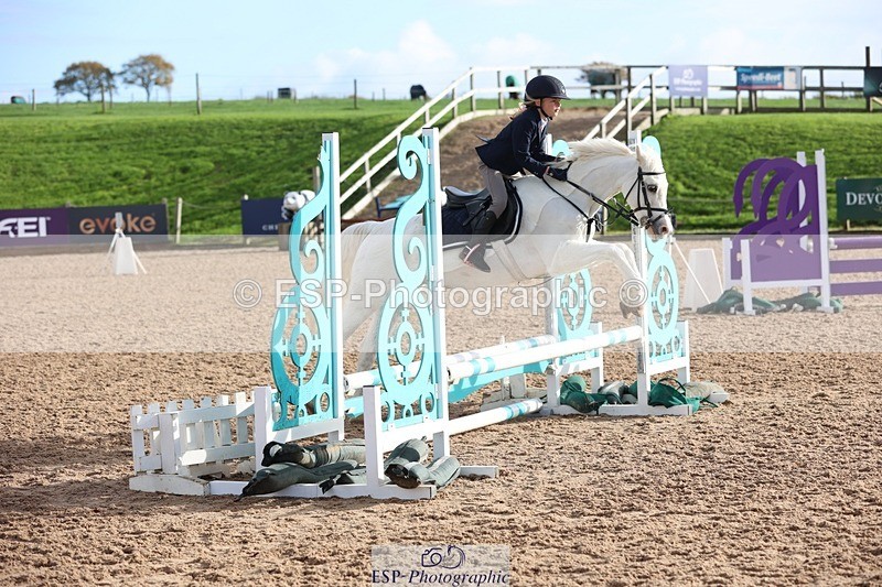 251025-102830-00893 - Cls 21+22 Club and Schools 60cm