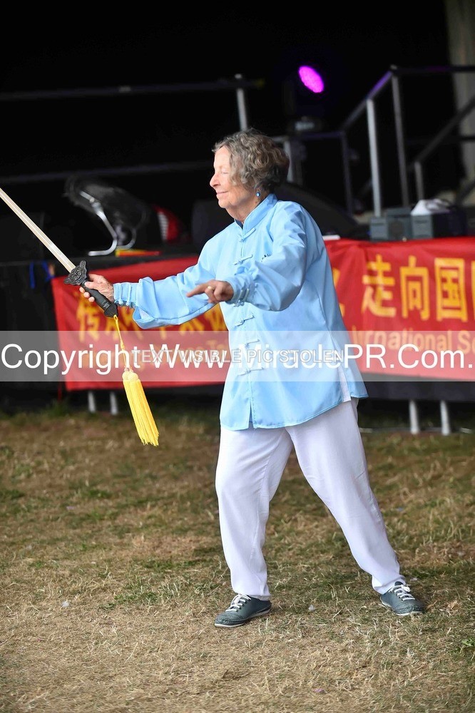 SH4_1506 - Tai Chi with Lisa Kay.