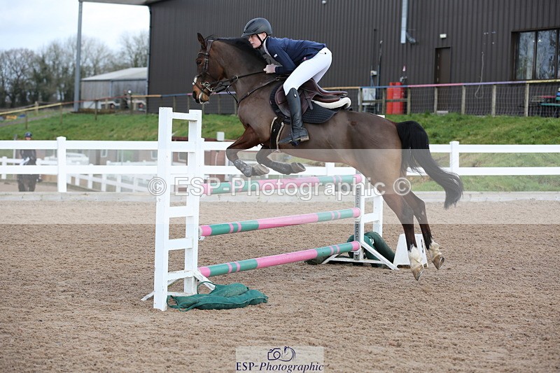240211A-113853-02510 - Cls 5 Pony Newcomers & 1m Open